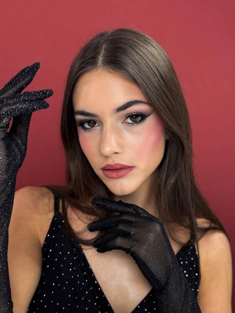 Arckezelés és sminkelés Baján. Baja arckezelés. Baja sminkelés.